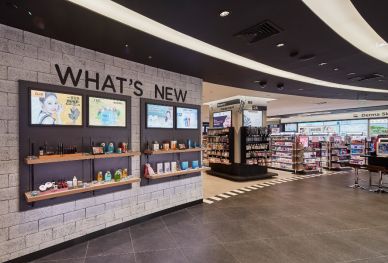 多渠道齊頭并進(jìn) 屈臣氏入駐亞馬遜和京東官方旗艦店